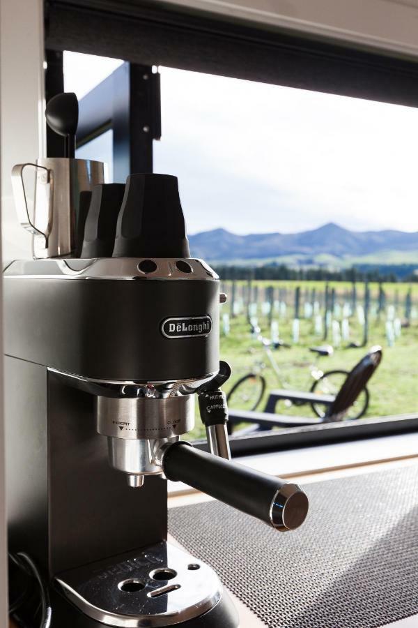 Romantic Vineyard Getaway Waipara Exterior foto